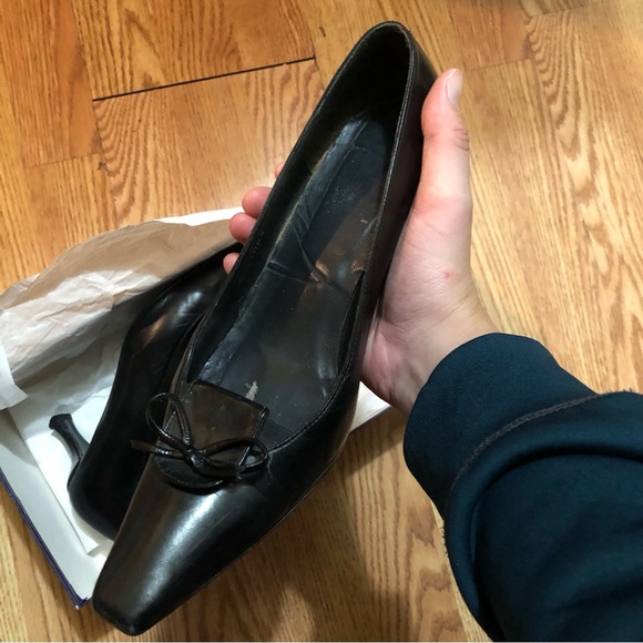 Vintage Stuart Weitzman Kitten Heels - Picture 6 of 6